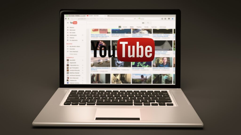 簡単！PowerPointにYouTube動画を追加する手順